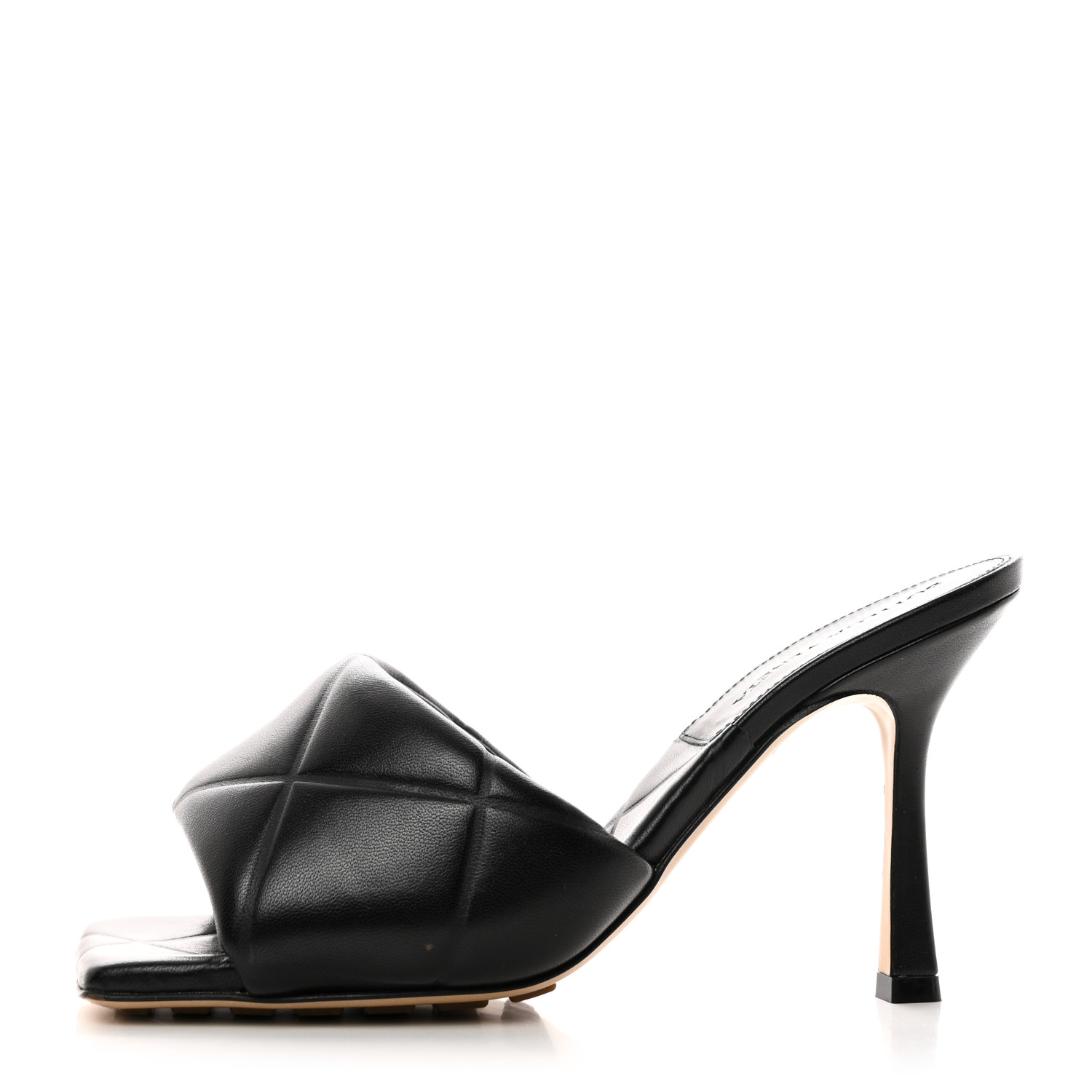 サンダル・ミュール BOTTEGA VENETA Black Nappa Leather Cushion Sandals BOTTEGA VENETA Nappa Matelasse Padded Mule Sandals 36.5