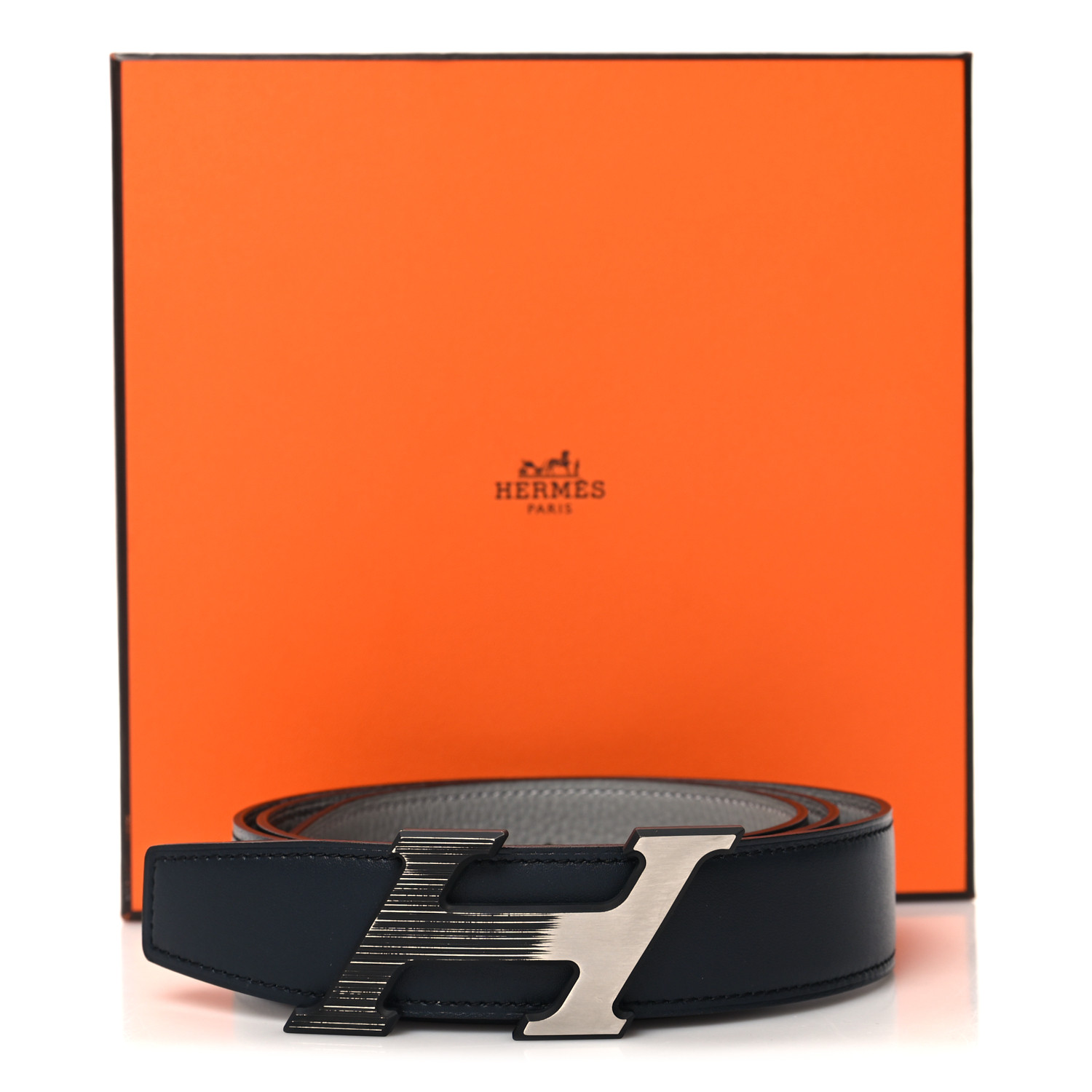 【海外限定】HERMES シェーヌダンクル ５ポケット パンツ 紺 海外限定】HERMES シェーヌダンクル 5ポケット パンツ 紺