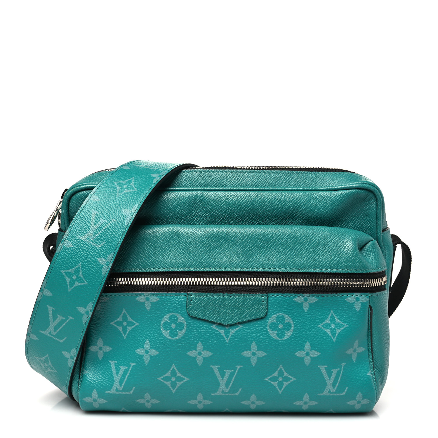 LOUIS VUITTON Taiga Monogram Outdoor Messenger Vert 1706098