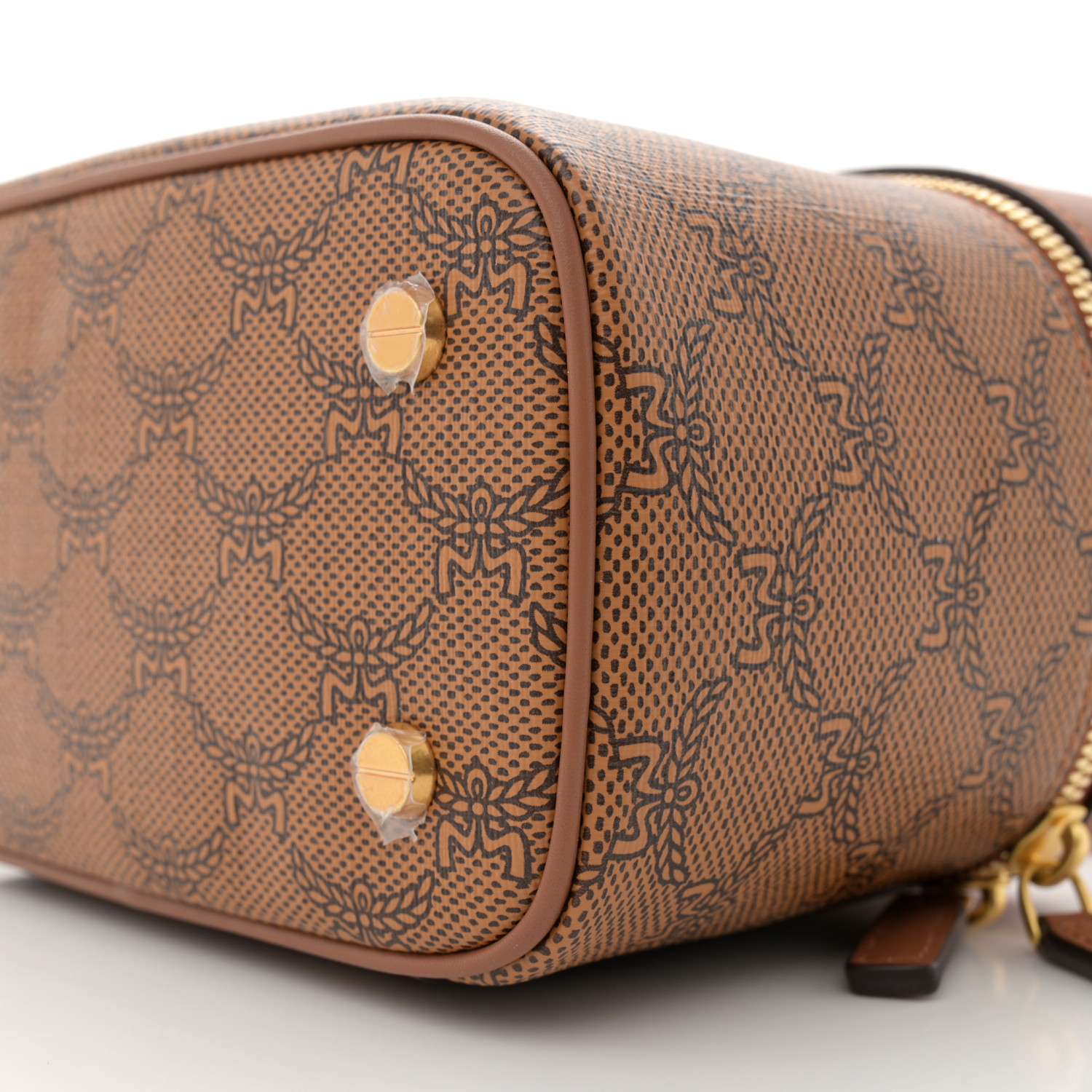 MCM Lauretos Nappa Monogram Small Himmel Vanity Case Cognac