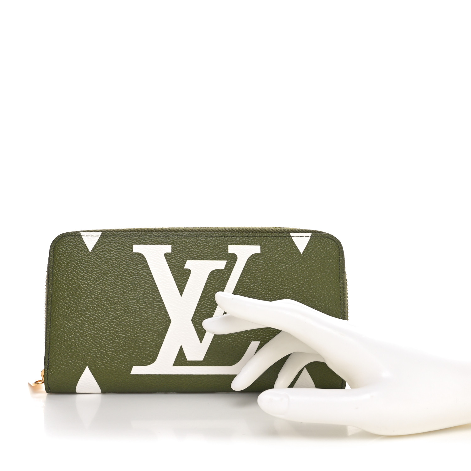 LOUIS VUITTON Monogram Giant Zippy Wallet Kaki White 1673196