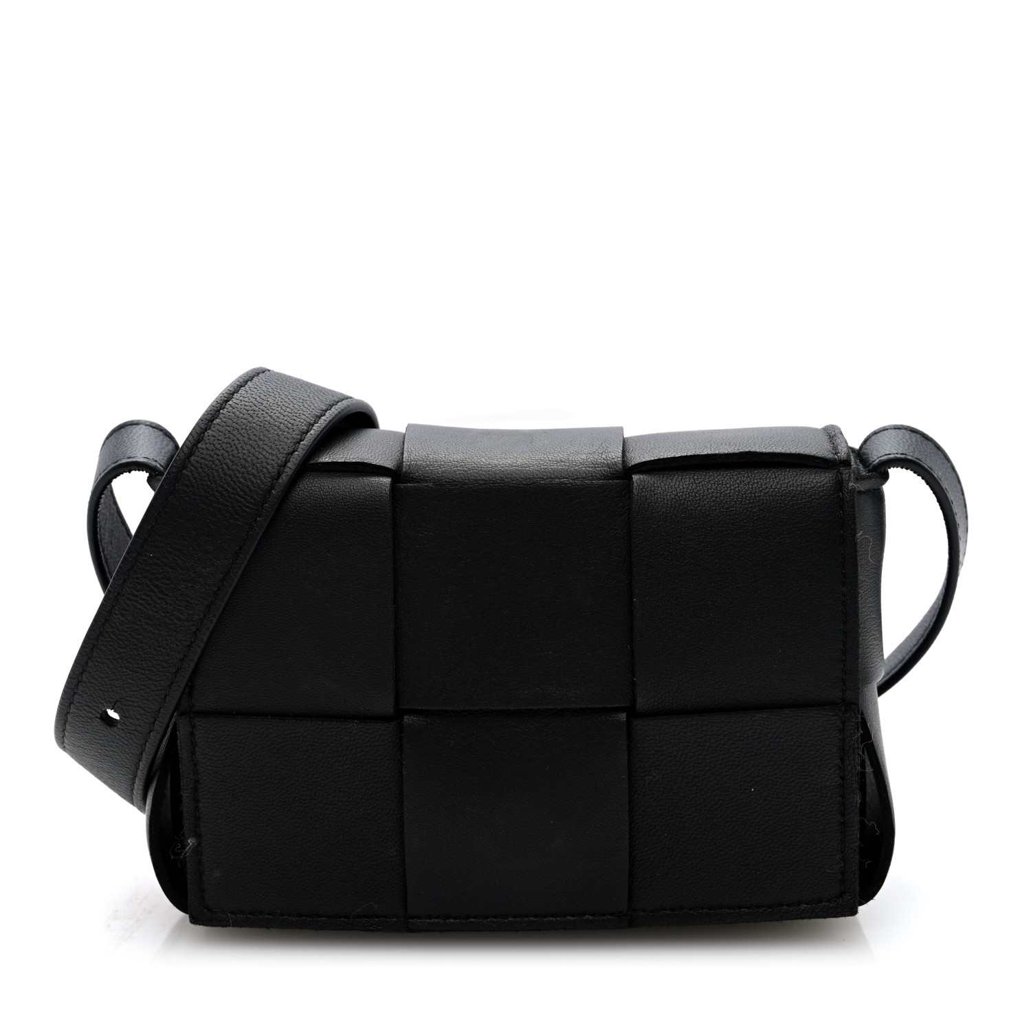 ショルダーバッグ Bottega Veneta Cassette Mini Crossbody Bag In Maxi Intreccia BOTTEGA VENETA Lambskin Maxi Intrecciato Extra Mini Cassette