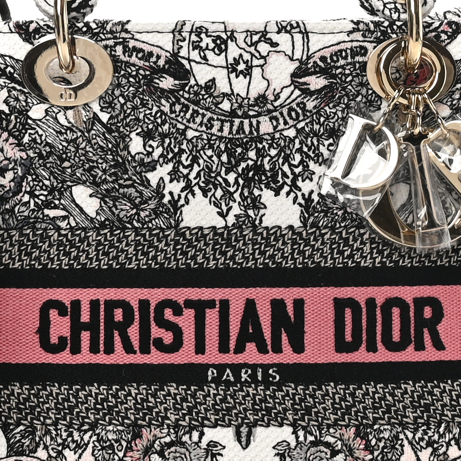 ◇Christian Dior カフス　No.1651 CHRISTIAN DIOR Canvas Embroidered Medium Butterfly Around