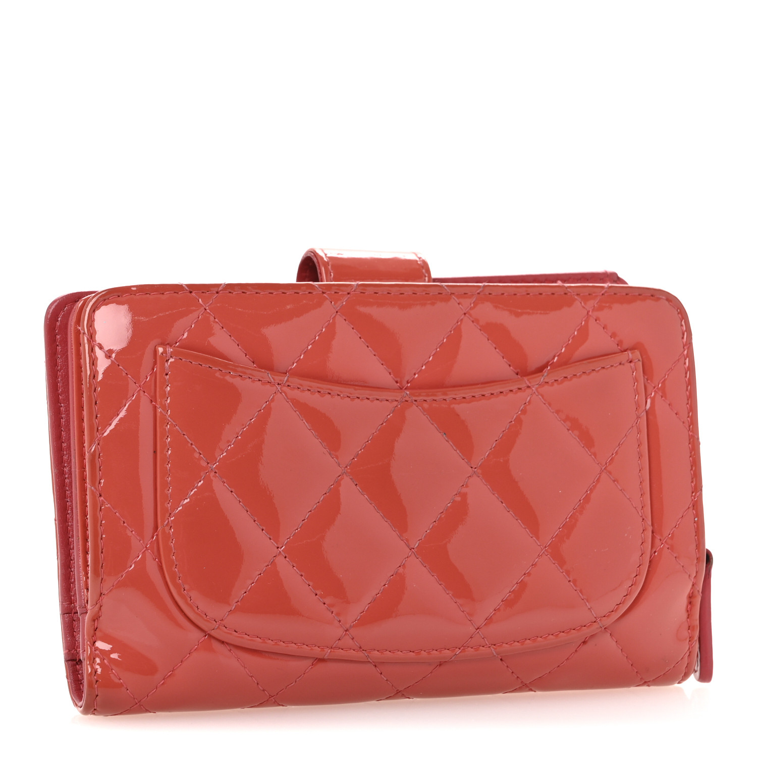 シャネル　財布 CHANEL Patent Quilted Zip Pocket Wallet Coral 1699744