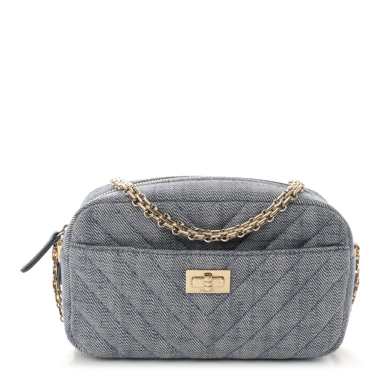 CHANEL 水色 Chanel Navy Blue 2.55 Reissue Quilted Calfskin Leather 226