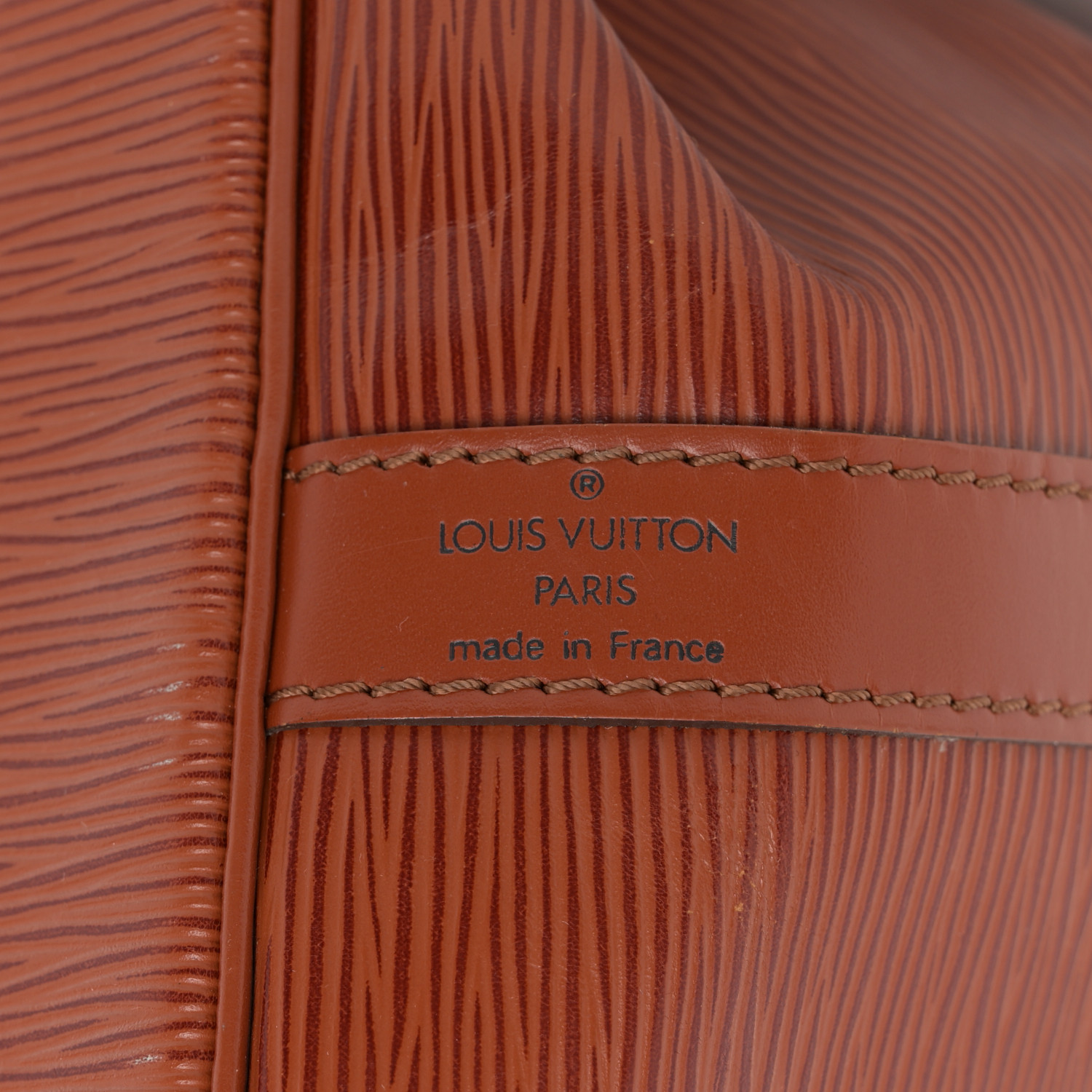 低価格で大人気の Petit Epi VUITTON LOUIS Noe FASHIONPHILE | 1511669 Fawn Kenyan ジャケット・アウター