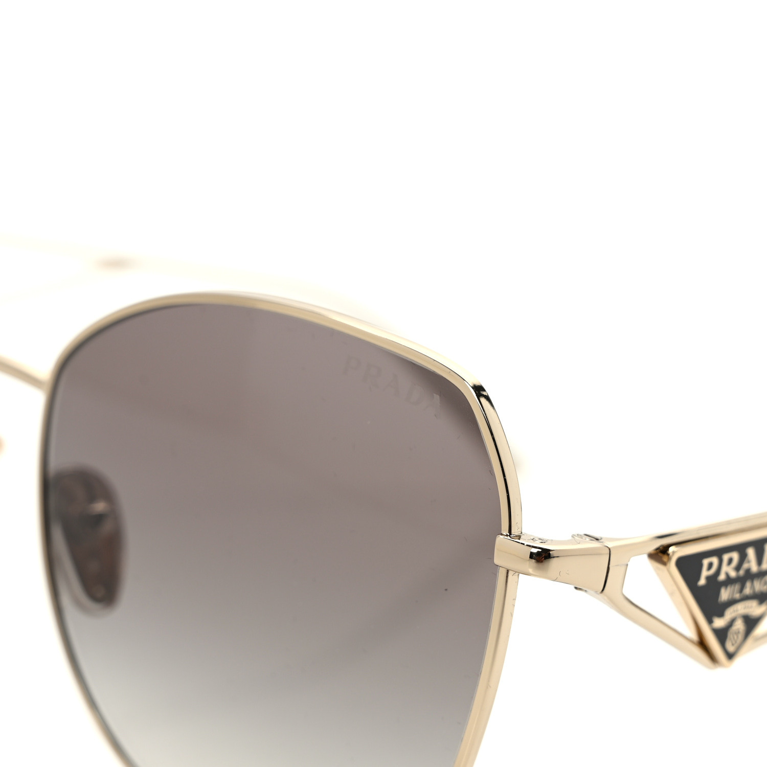 PRADAのサングラス SPR57Y Gradient Smoky Gray Lenses Sunglasses With Triangle Logo | PRADA