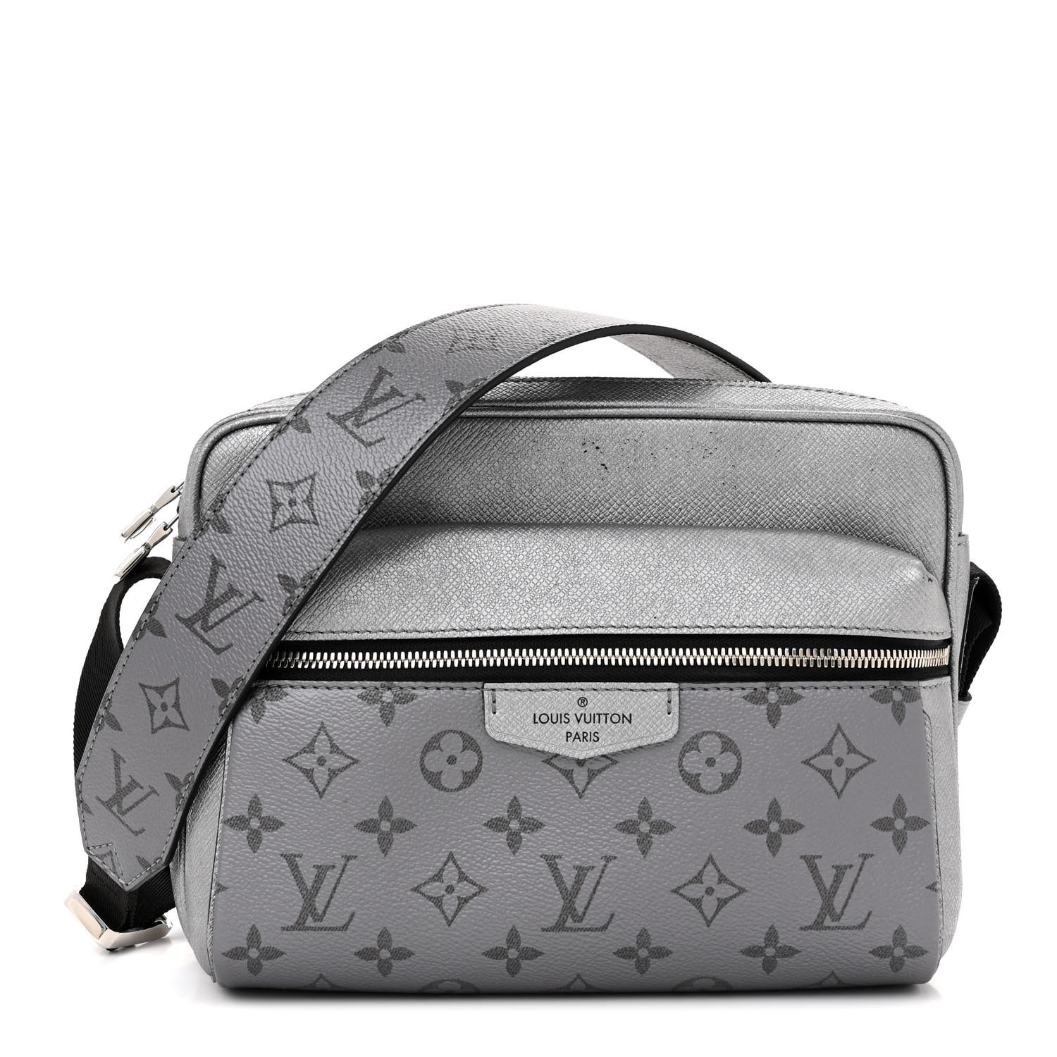 LOUIS VUITTON Taigarama Outdoor Messenger Gunmetal 1491637