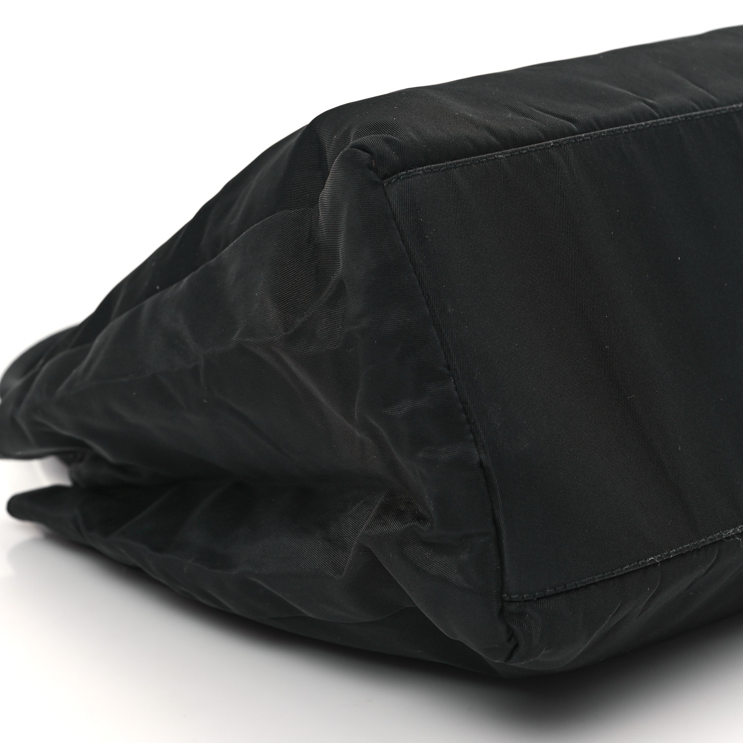 トートバッグ PRADA Black Nylon Handbag s-l400.jpg