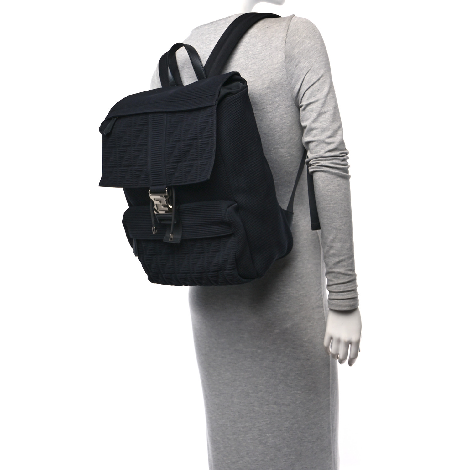 ★関税込★FENDI★Fendiness FF Fabric Medium Backpack Black★ 7bf92efda36d02035e807ada0bde7b