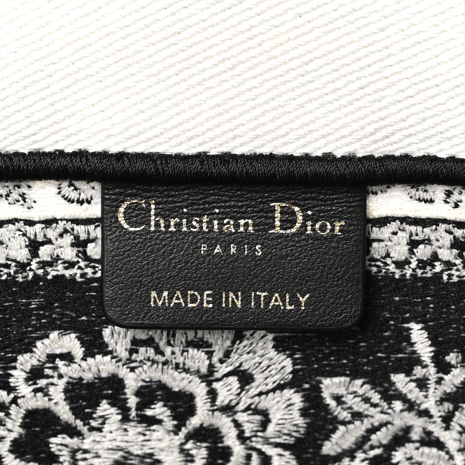 ◇Christian Dior カフス　No.1651 CHRISTIAN DIOR Canvas Butterfly Bandana Embroidered Medium