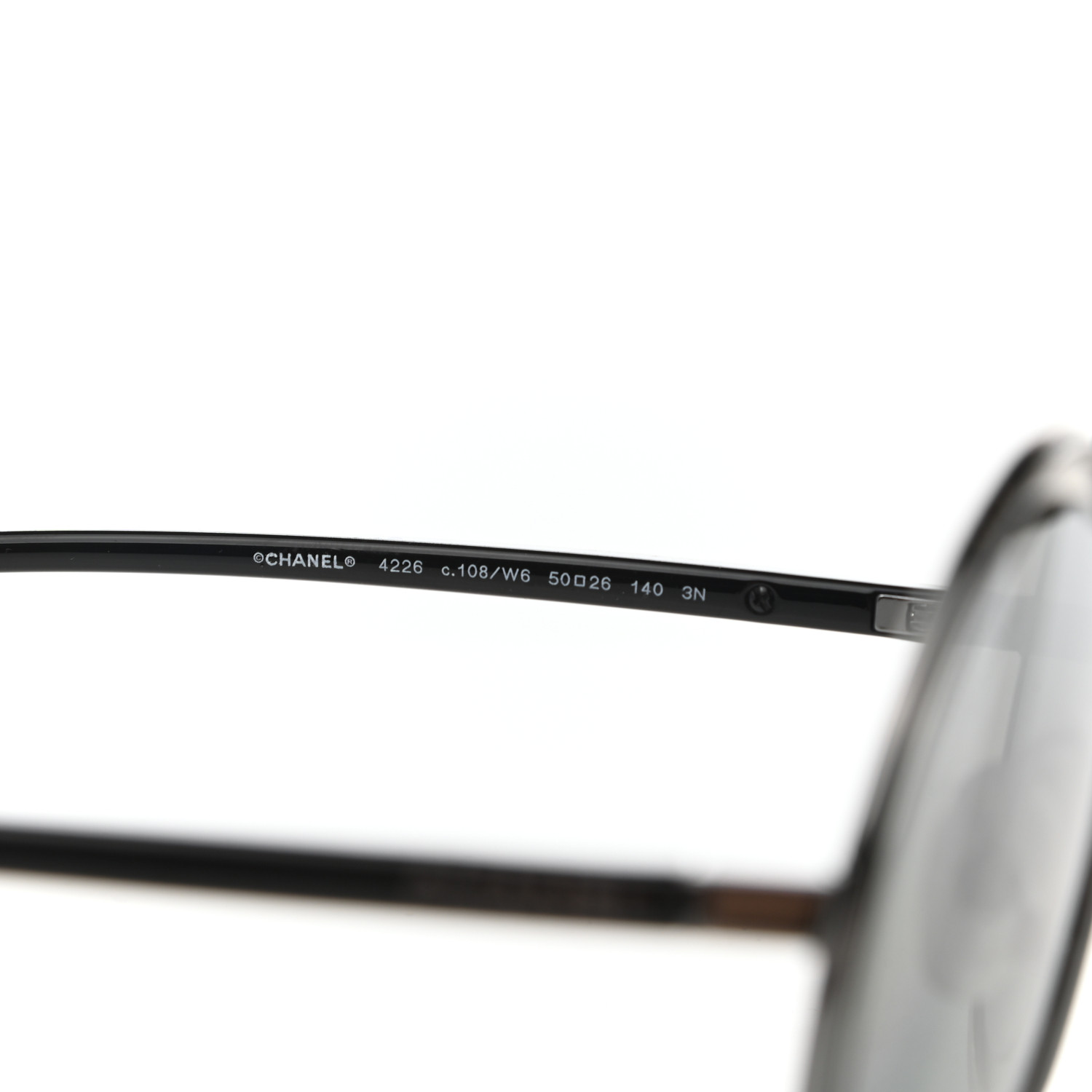 シャネル プラスチック ラウンド サングラス 4226 AUTHENTIC CHANEL 4226 Mirrored sunglasses Round