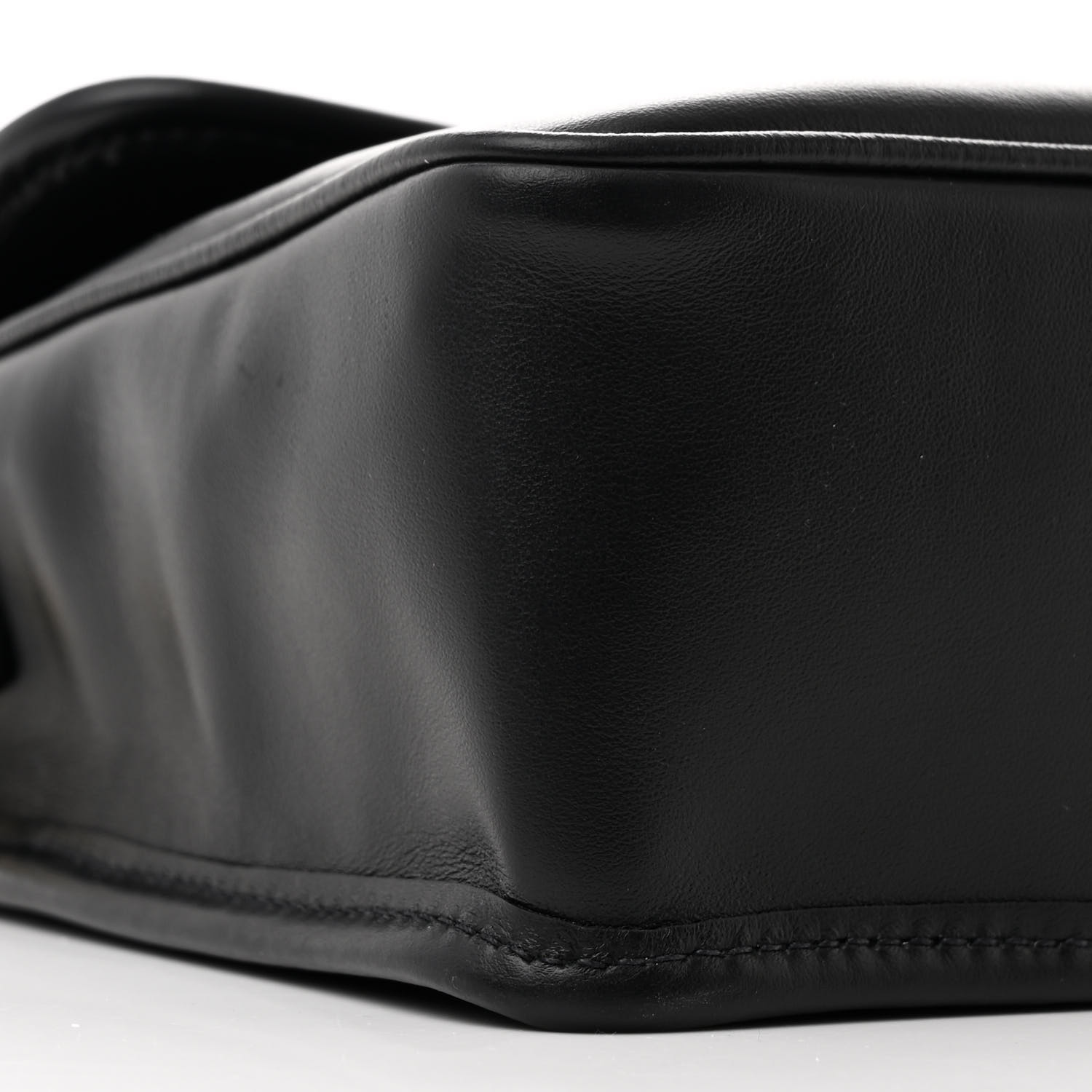 【関税&送料込】Miu Miu Black Leather Penny Shoulder Bag Miu Miu Penny Shoulder Bag | Black | FARFETCH