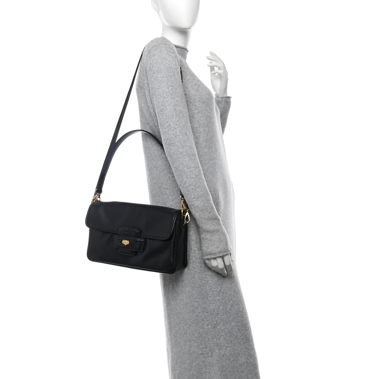 【関税&送料込】Miu Miu Black Leather Penny Shoulder Bag 25768695_56379402_600.jpg