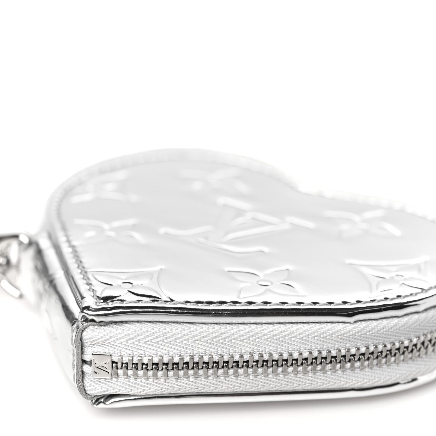 【emis】HEART COIN MIRROR PURSE LOUIS VUITTON Monogram Mirror Heart Coin Purse Silver