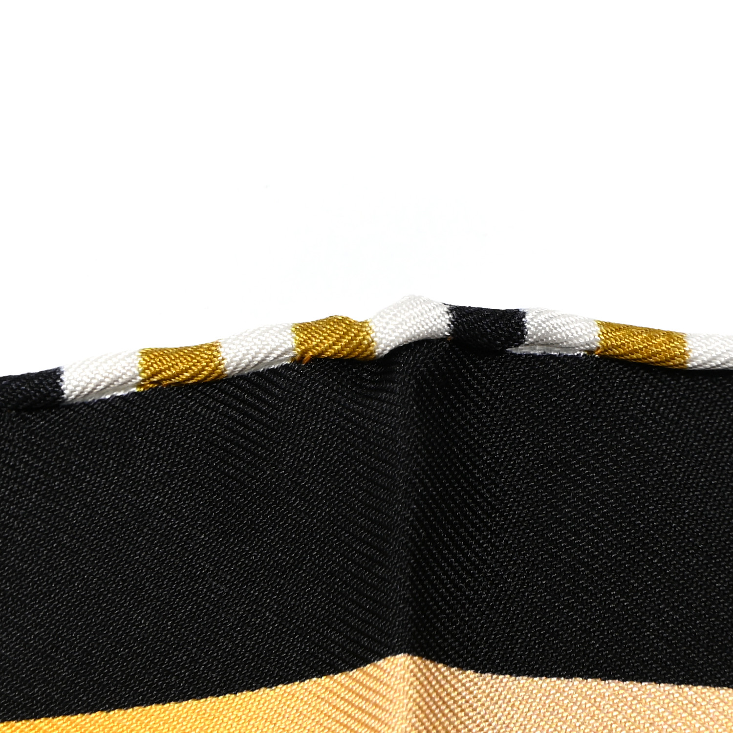 【シンプルでありながら特別】HERMES スカーフ SPACE DERBY Hermes New Space Derby Scarf - Vintage Lux