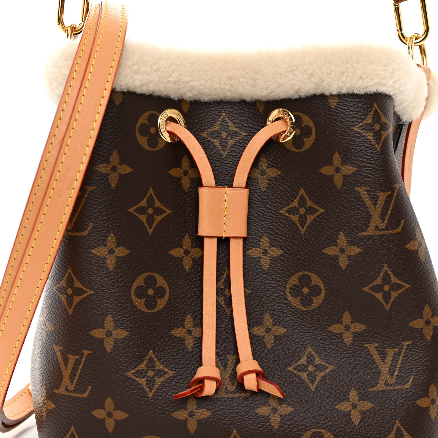 LOUIS VUITTON Monogram Shearling Cozygram Neonoe BB 1454229