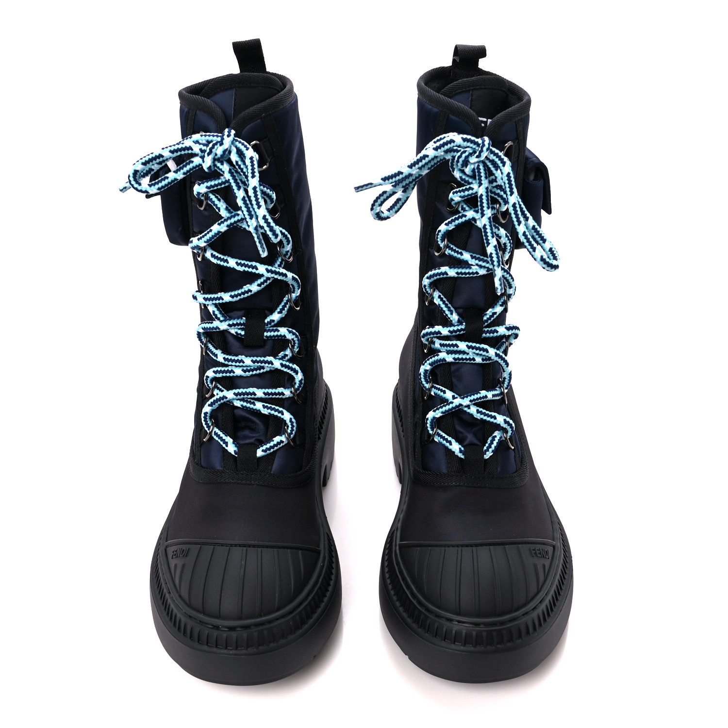 FENDI フェンディ DOMINO ブラックレザー サイドゴア ブーツ FENDI Domino Leather Ankle Boots | Black | FARFETCH