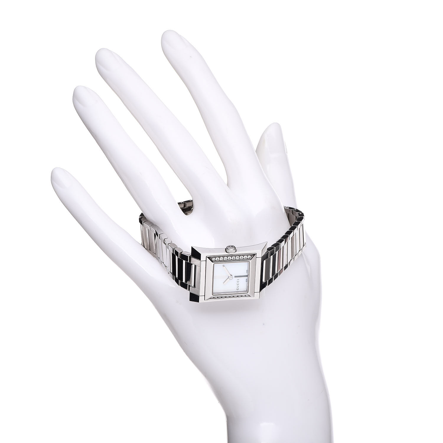 時計 GUCCI 111L YA111506 Diamond bezel quartz Gucci 111L Diamond Bezel Quartz Shell Character Watch Used