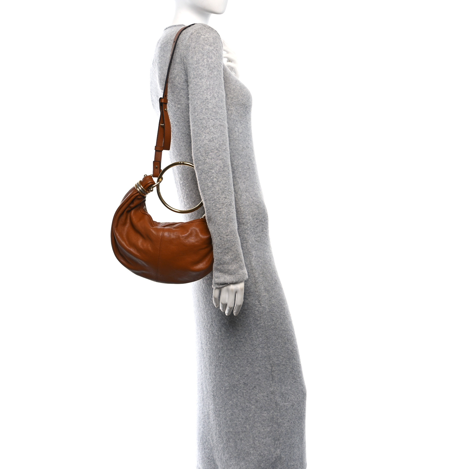 【関税&送料込】Chloe Small Bracelet Hobo Bag Clay Brown Chloé Small Bracelet Hobo Bag In Grained Leather in Clay