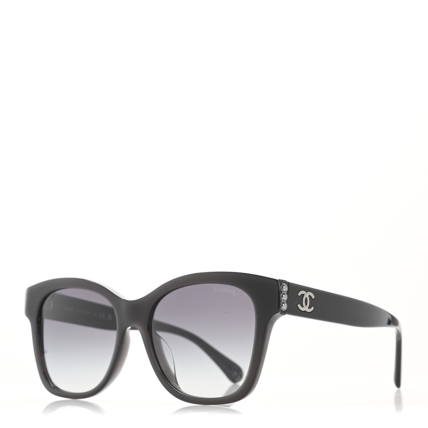 New♡CHANEL 5482H CCロゴパールサングラス 【関税込】 New♡CHANEL 5482H CCロゴパールサングラス 【関税込】 (CHANEL