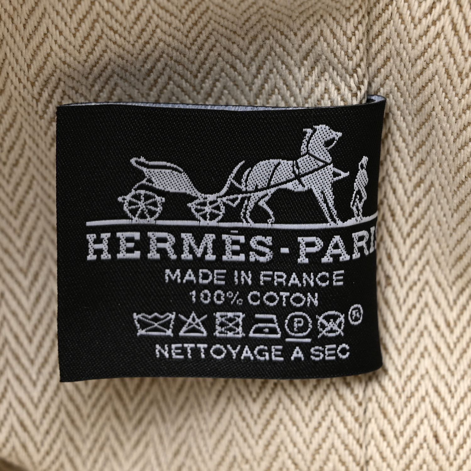 エルメス　アダダポーチ HERMES Canvas Small Bride-A-Brac Pouch Natural 1675611