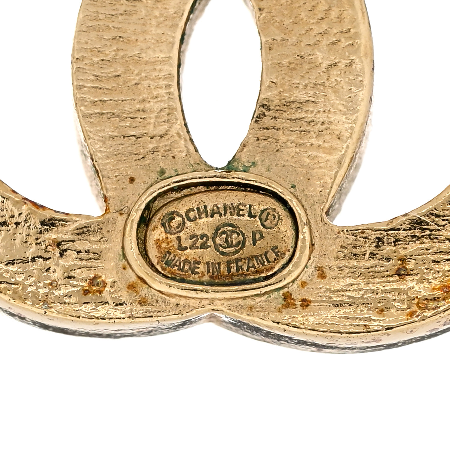 柔らかいベルト【CHANEL】細め24-25AW CHANEL 24P GOLD TONE METAL STUDDED CC LOGO WHITE CRYSTALS