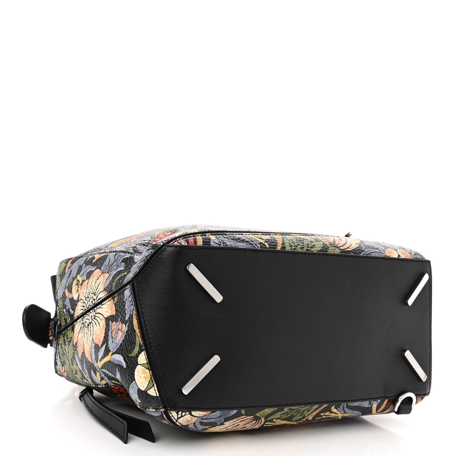 限定生産【LOEWE】Puzzle10 (09) William Morris Black LOEWE - LOEWE added a new photo.