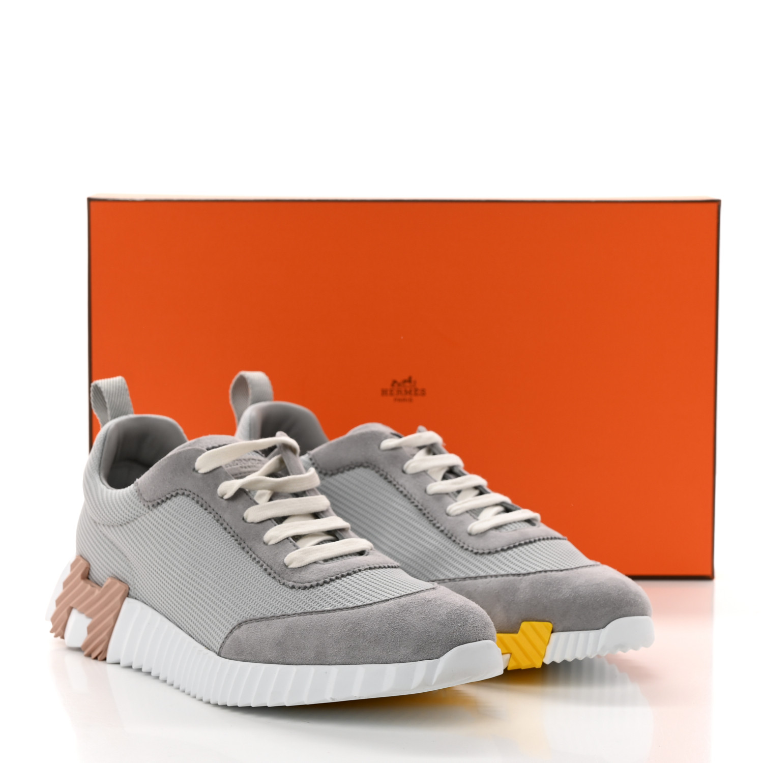 Hermes Kelly Long To Go Pearl grey Ostrich leather Silver