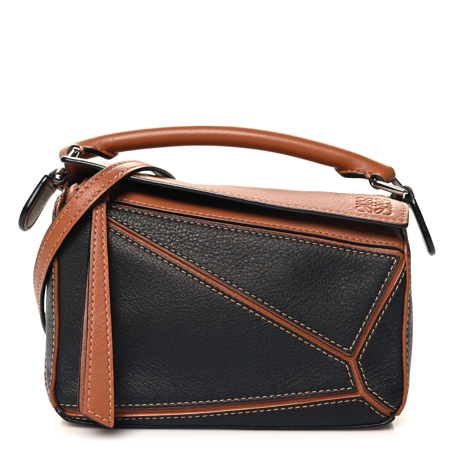 【関税送料込】Loewe Classic Puzzle Bag Dark Taupe LOEWE Calfskin Small Puzzle Bag Dark Taupe 520049 | FASHIONPHILE