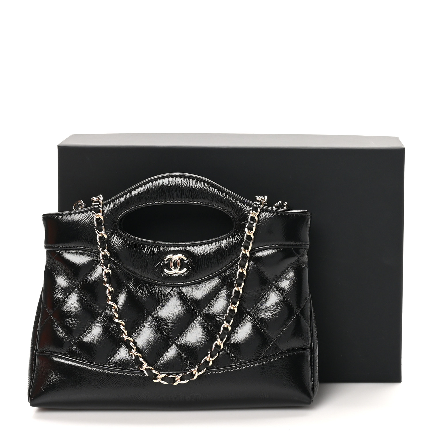 シンプルで上品なデザイン♪【CHANEL 】31 nano バッグ Chanel Chanel 31 Nano Shopping Bag | Vivrelle