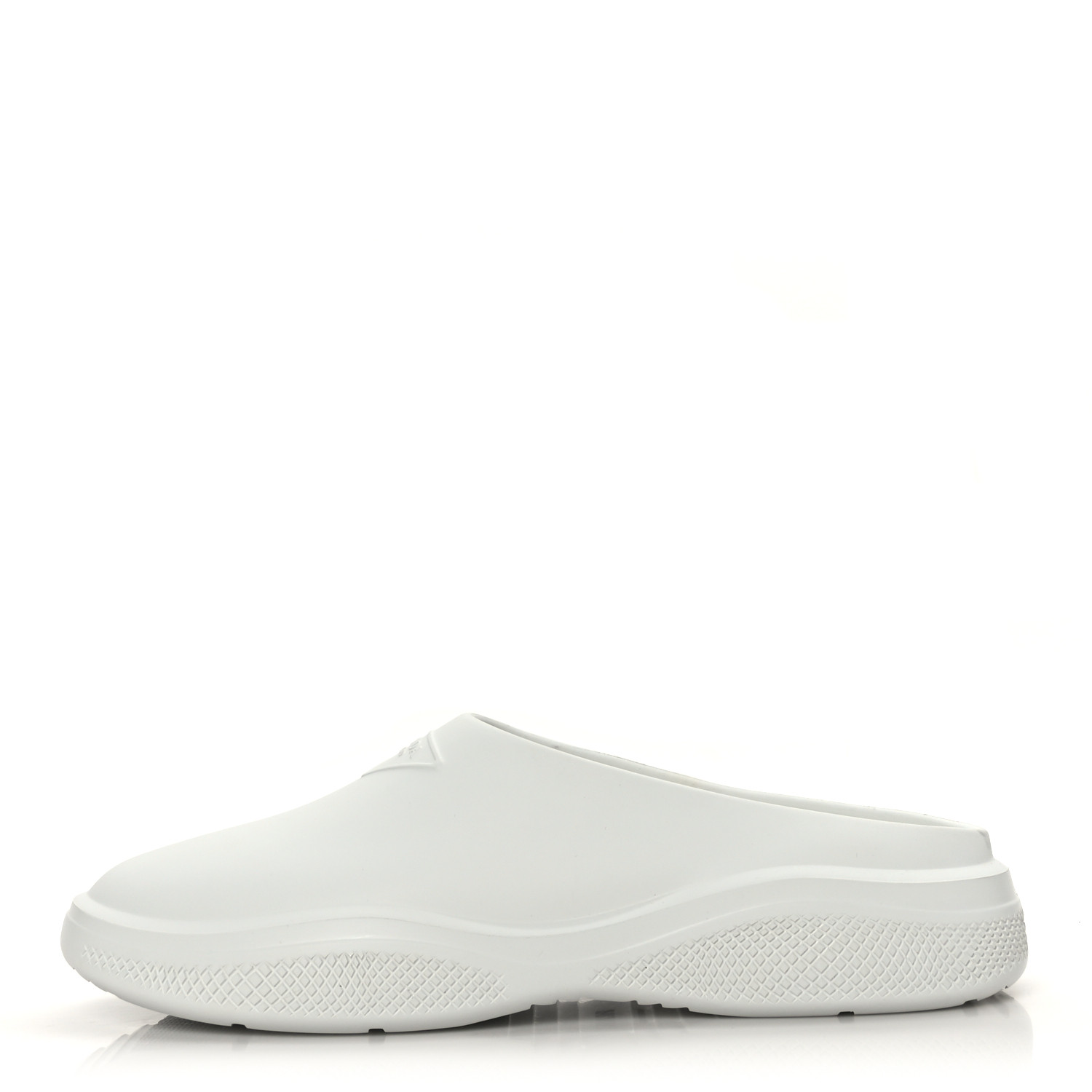 PRADA ミュール ホワイト Prada - White Quilted Leather Logo Flat Slide | Mitchell Stores