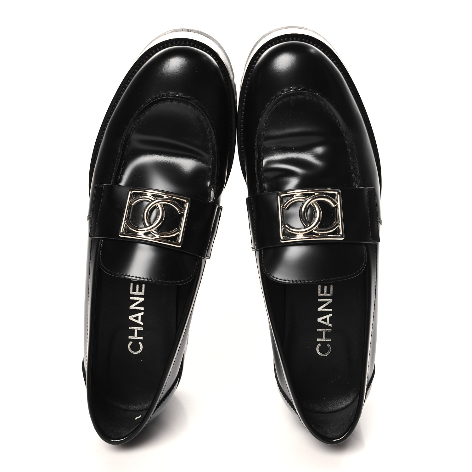 CHANEL ブラック エナメル ローファー F G30637 CHANEL ブラック エナメル ローファー F G30637 - メルカリ