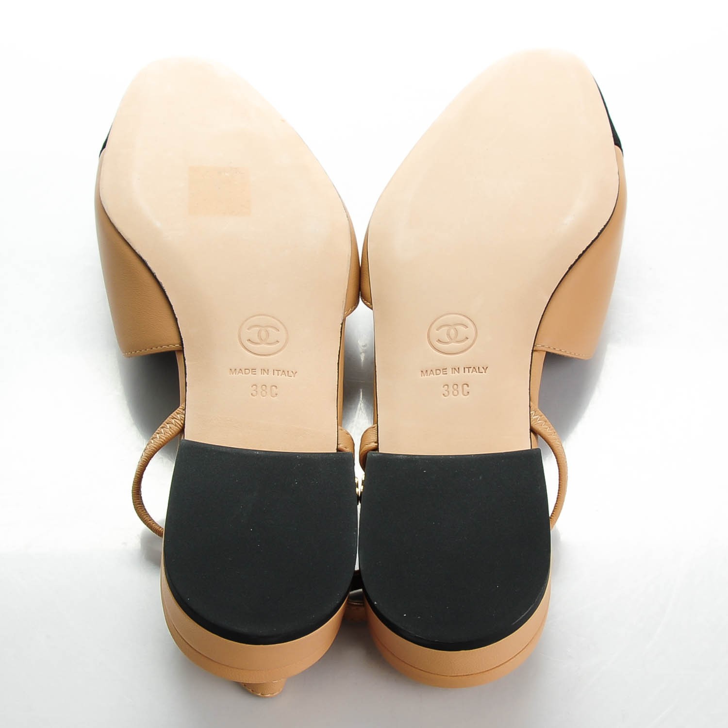 【CHANEL】レースポンチョ（38） Chanel Cap-Toe Slingback Pumps in Silver Strass & Black