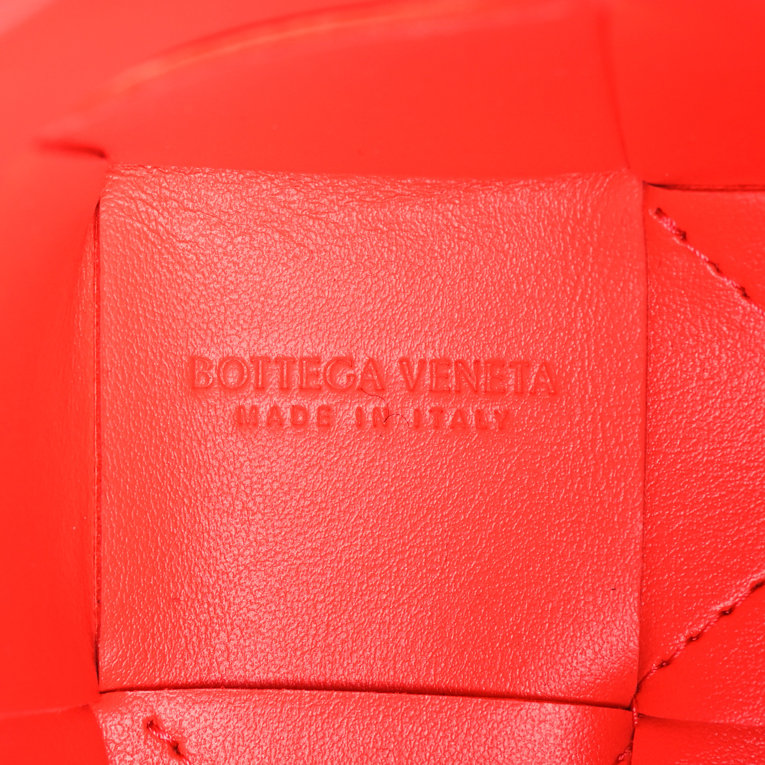 BOTTEGA VENETA Nappa Maxi Intrecciato Mini Cassette Bucket