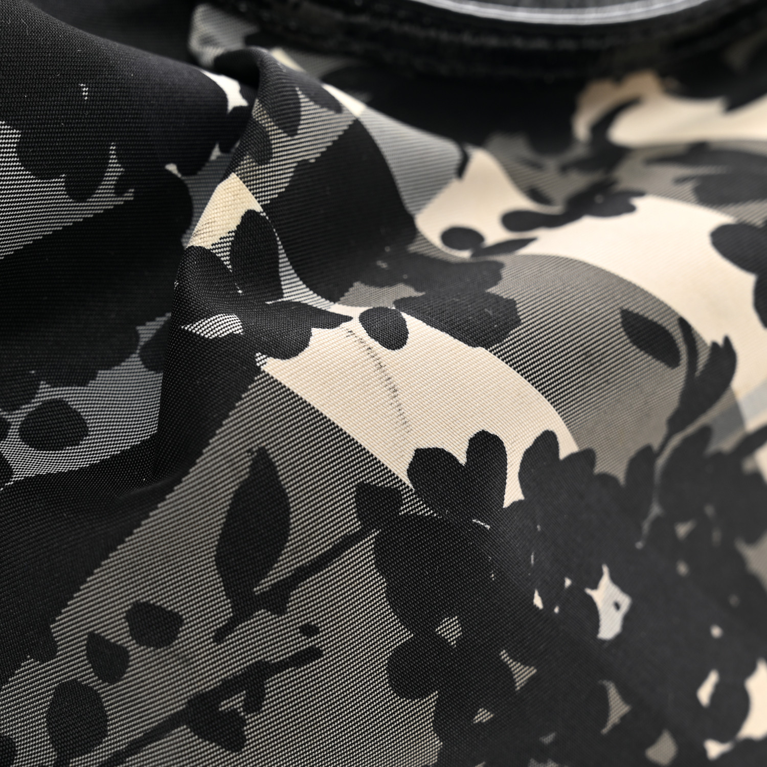 BURBERRY Patent Nylon Beat Check Floral Print Hobo Black