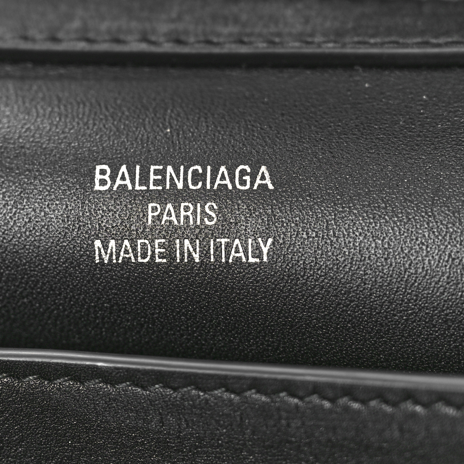 BALENCIAGA Smooth Calfskin Used Effect Medium Rodeo Top
