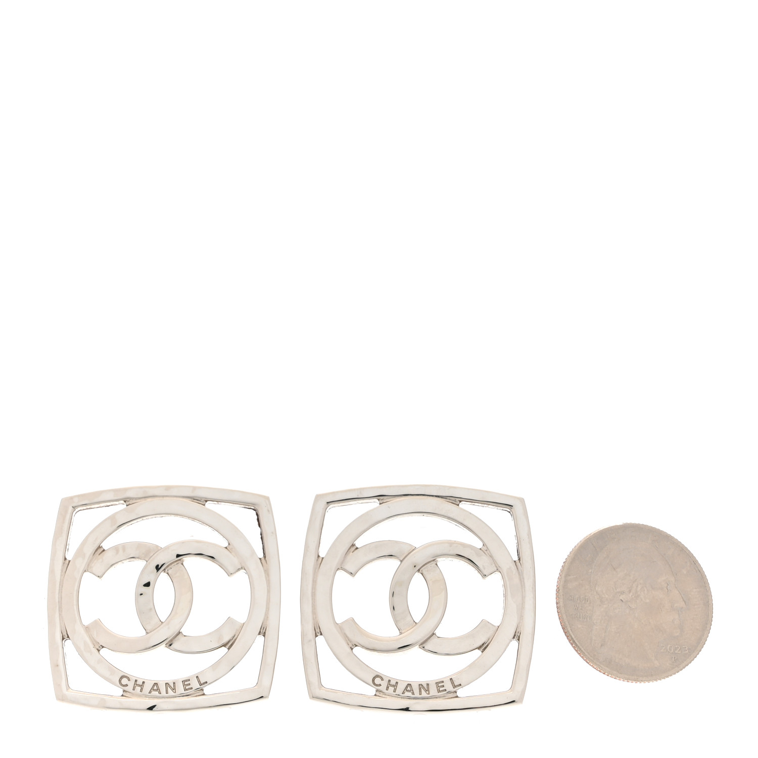 CHANEL Metal Square CC Earrings Silver 1689614 | FASHIONPHILE