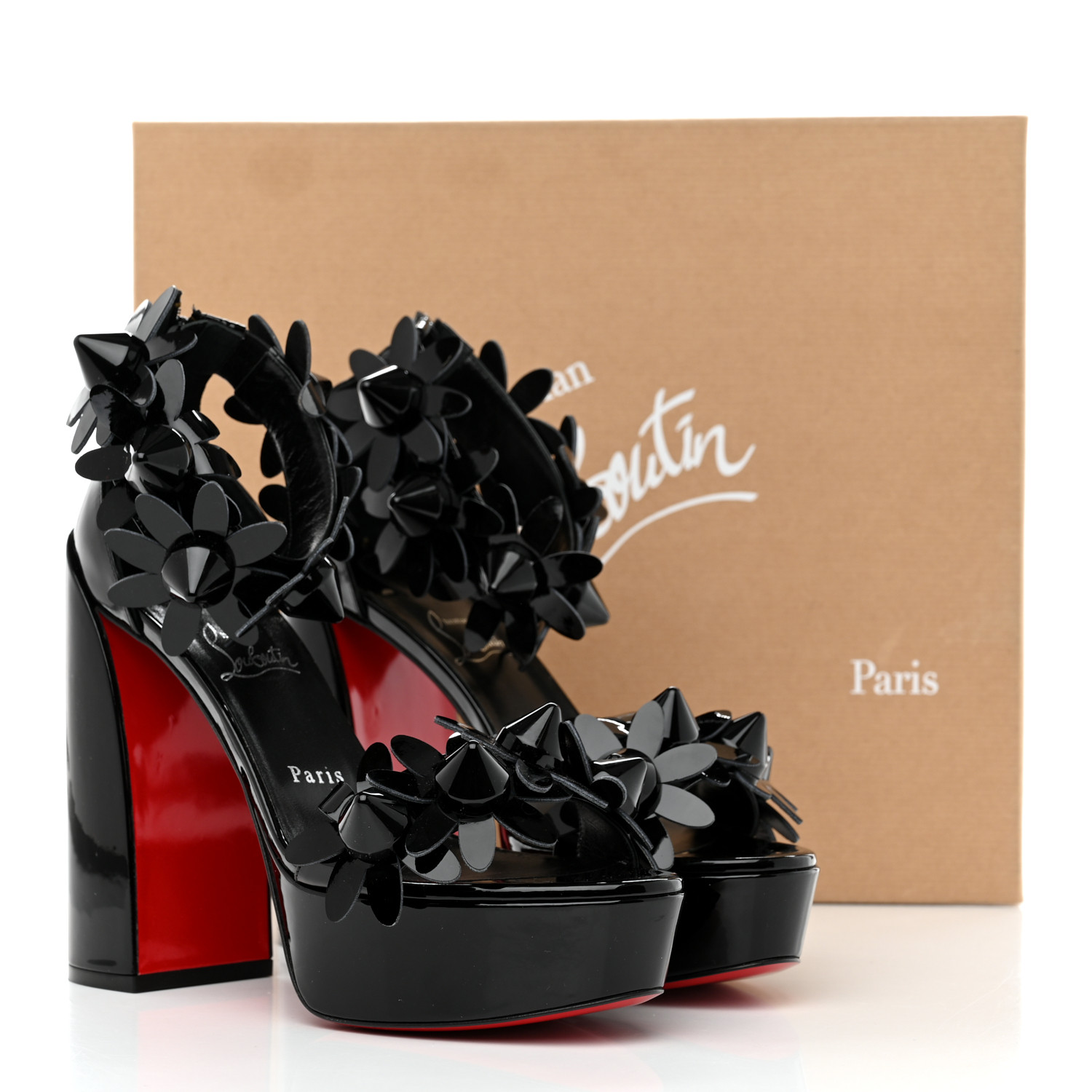 【関税送料込】ルブタン Daisy Spikes Ankle Strap Sandal 関税送料込】ルブタン Daisy Spikes Ankle Strap Sandal