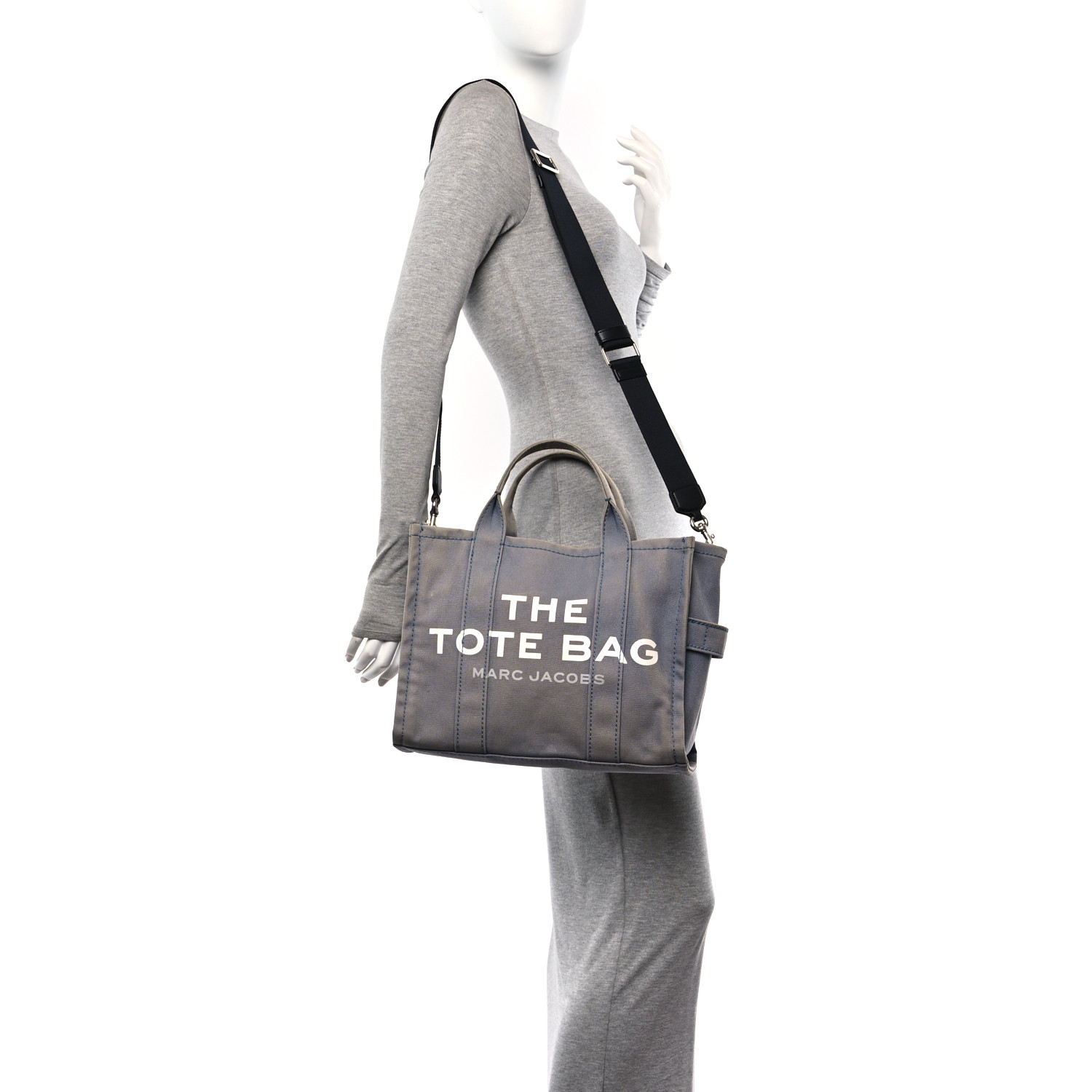 トートバッグ Medium Traveler Tote Bag in Blue Shadow Cotton MARC JACOBS Cotton Canvas Medium The Traveler Tote Bag Blue
