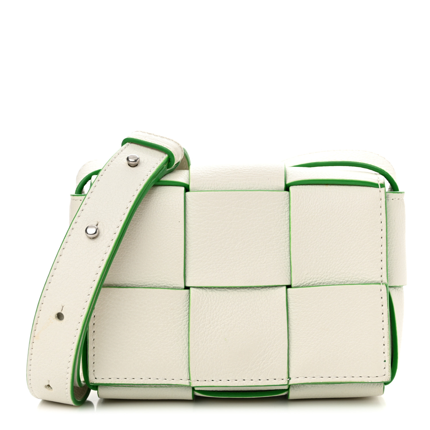 ☆BOTTEGA VENETA☆ CASSETTE Bucket クロスボディS PARAKEET Bottega Veneta® Mini Cassette Bucket in Parakeet. Shop
