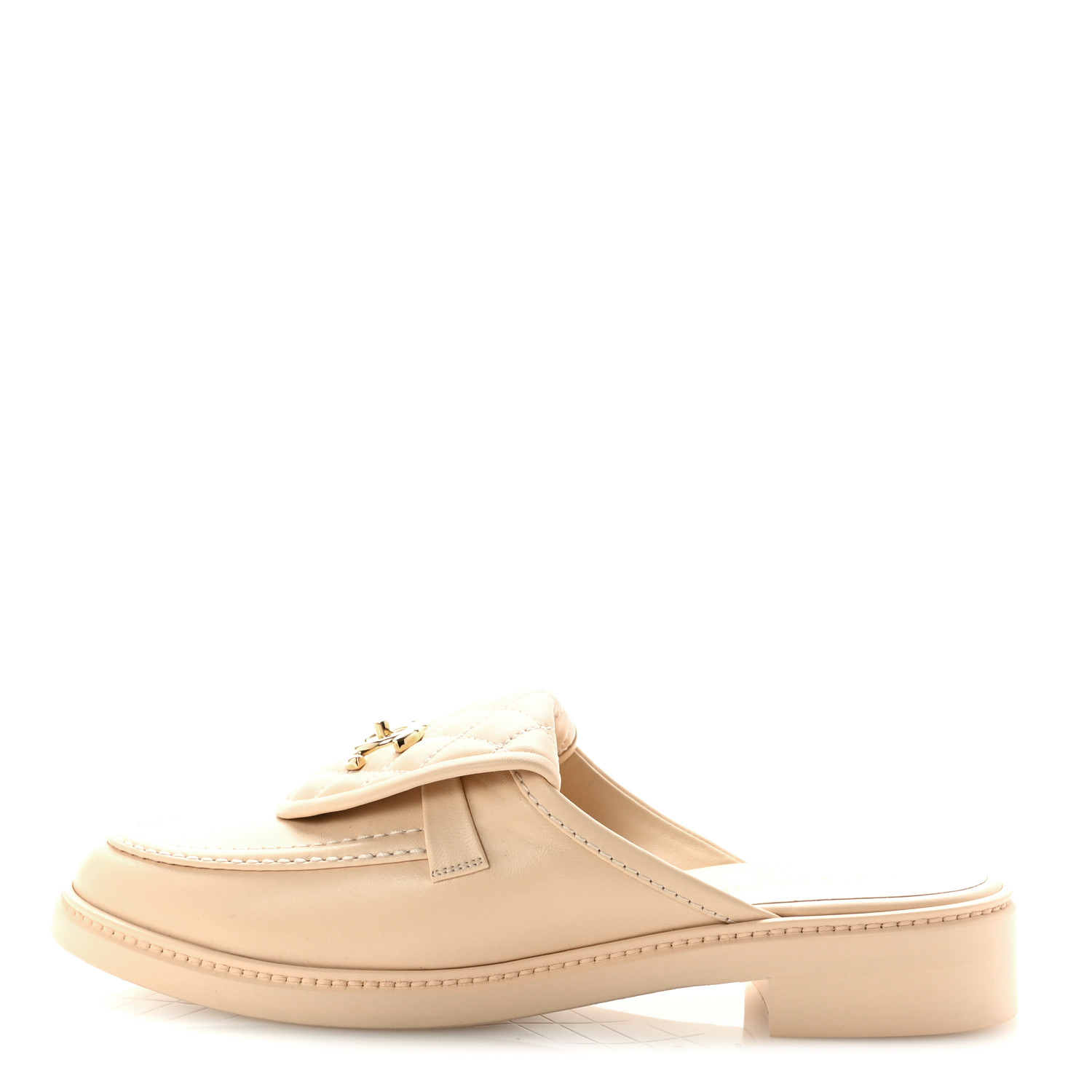 CHANEL ベージュ レザー CHANEL Lambskin Quilted CC Turnlock Mules 41 Light Beige