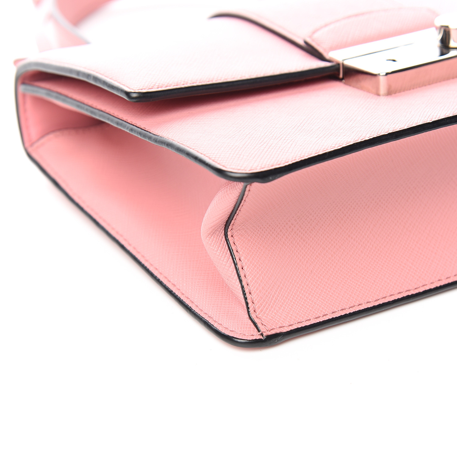 PRADA カパナ　siz L pr-2404-