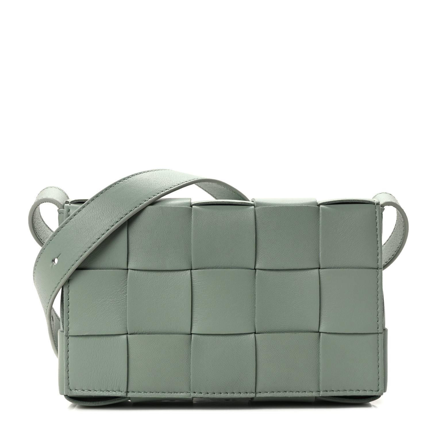 BOTTEGA VENETA ◆ Cassette Maxi Messanger Bag Bottega Veneta Cassette Maxi Messenger Crossbody Bag