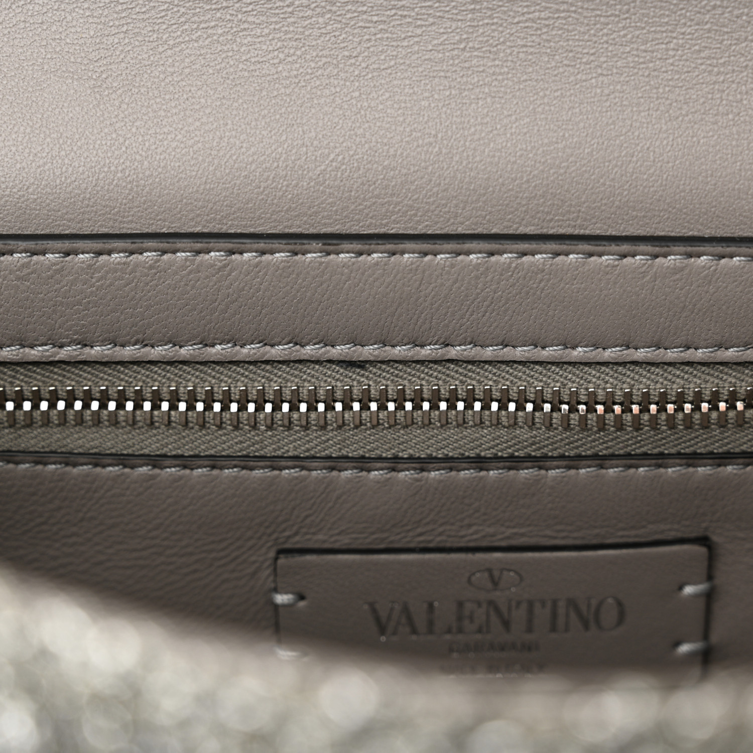 valentino garavaniウール毛布　140×200㎝　毛100% 楽天市場】VALENTINO（毛布・ブランケット｜寝具）：インテリア