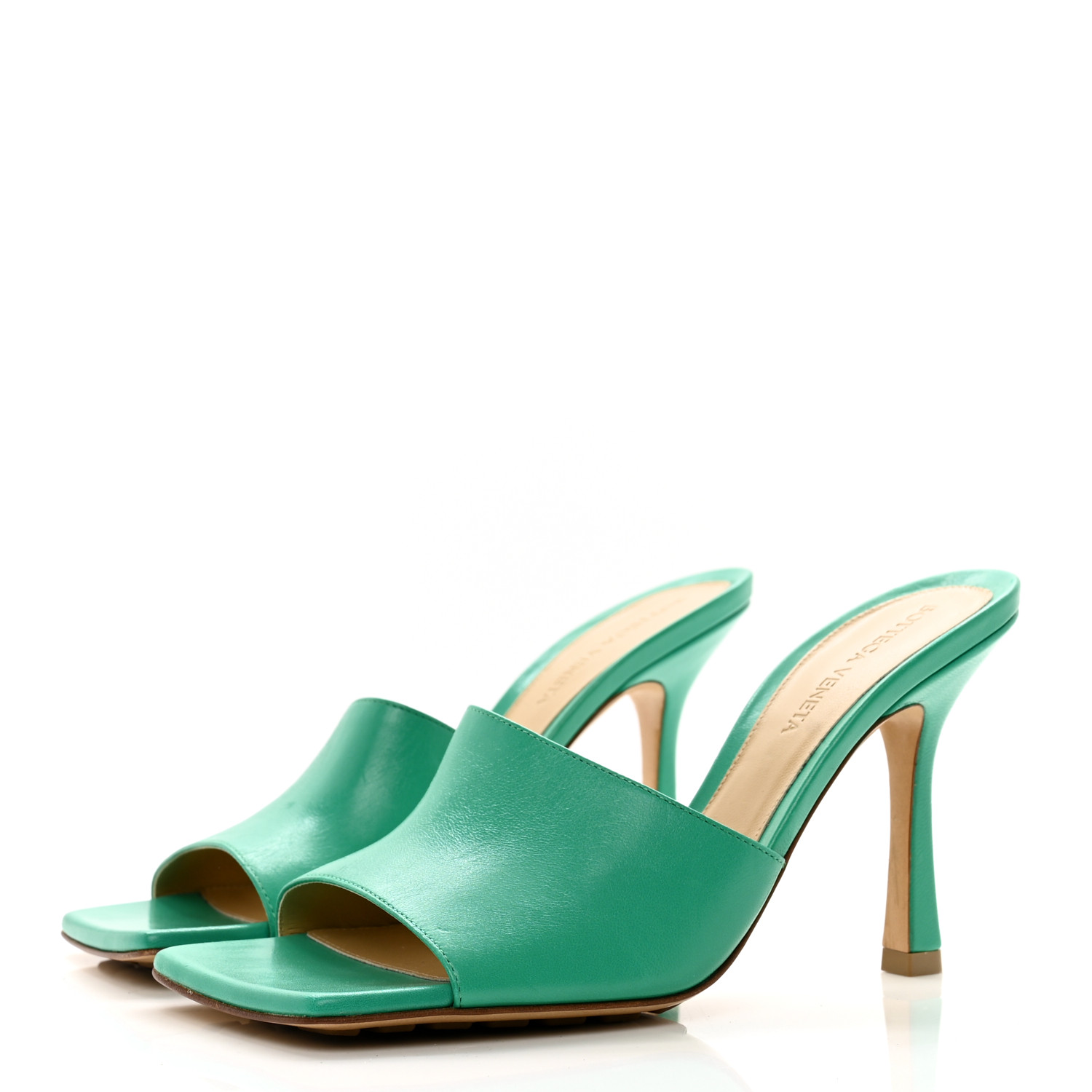 サンダル・ミュール Bottega Veneta Stretch Mule Turquoise Bottega Veneta Stretch Mule Sandals in Acid Turquoise | FWRD