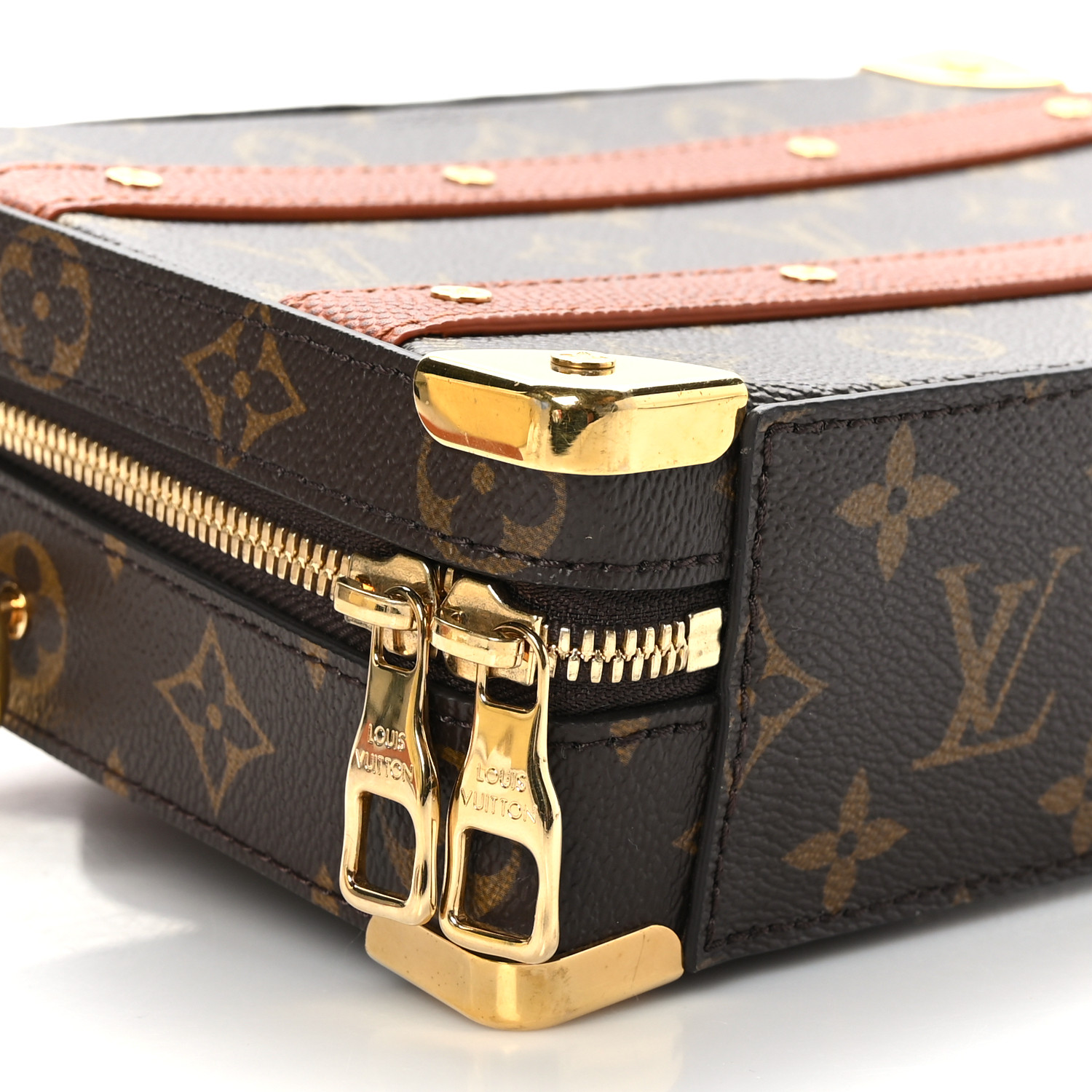 LOUIS VUITTON X NBA Grained Calfskin Monogram Handle Trunk