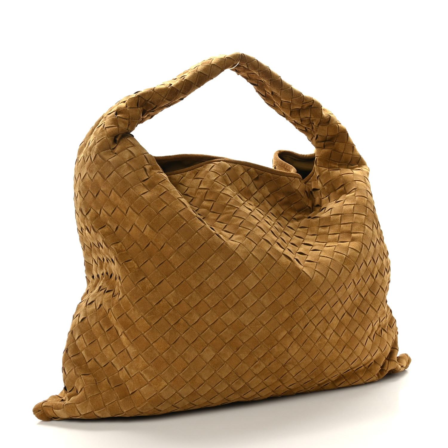 【関税&送料込】Bottega Veneta Hop Intrecciato Suede Shoulde Hop Large Intrecciato suede shoulder bag in beige - Bottega