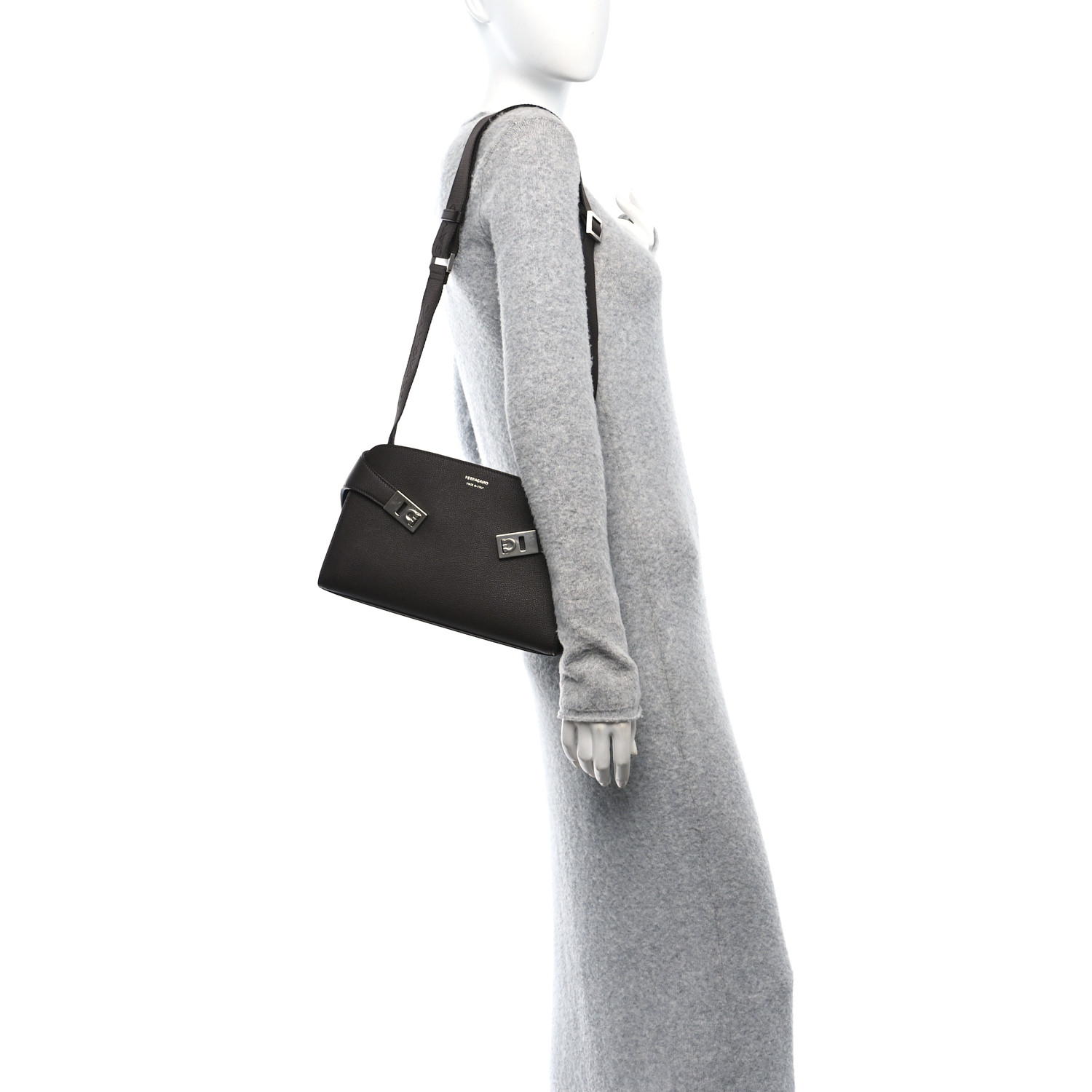 関税送料込 FERRAGAMO Hug ブリーフケース Testa di Moro Hug handbag (L) - Women | Ferragamo
