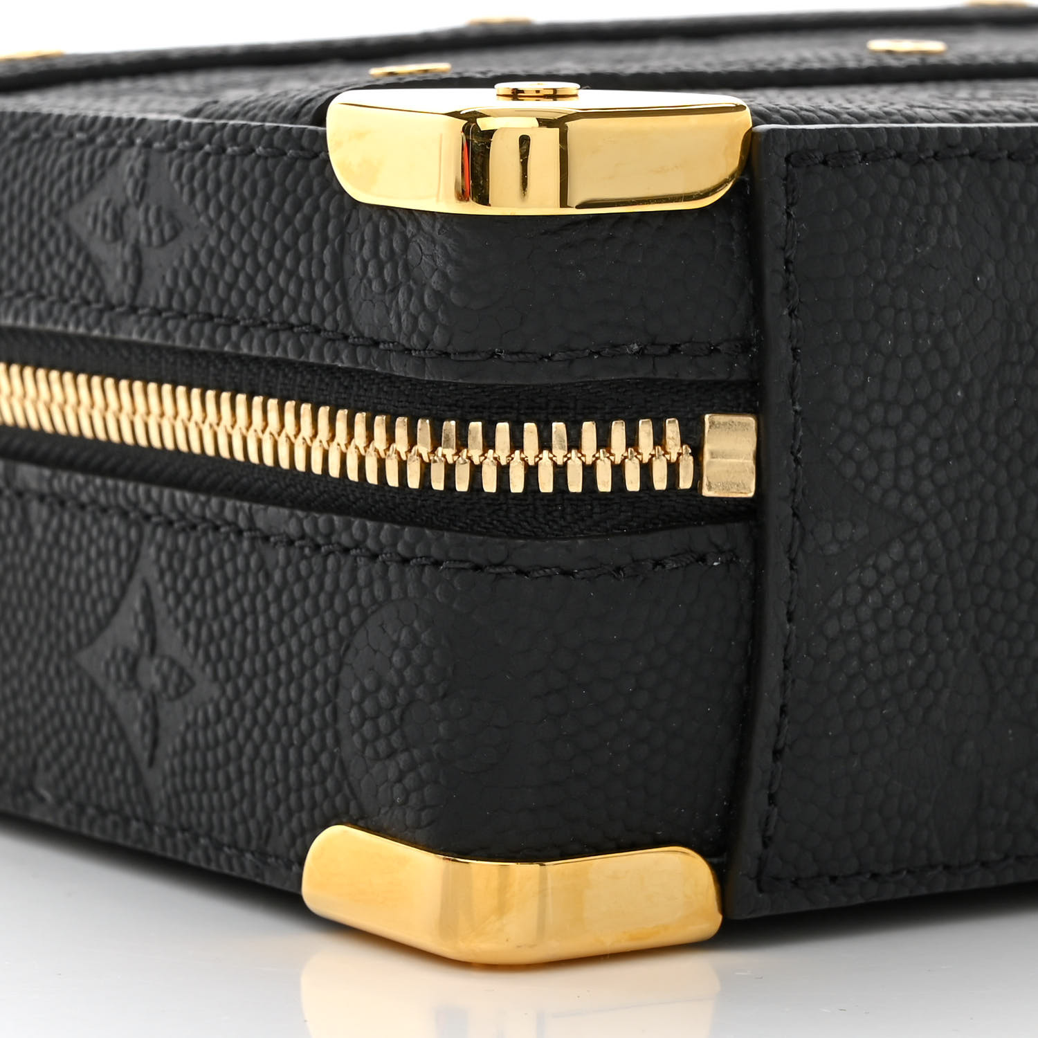 LOUIS VUITTON X NBA Grained Calfskin Monogram Handle Trunk